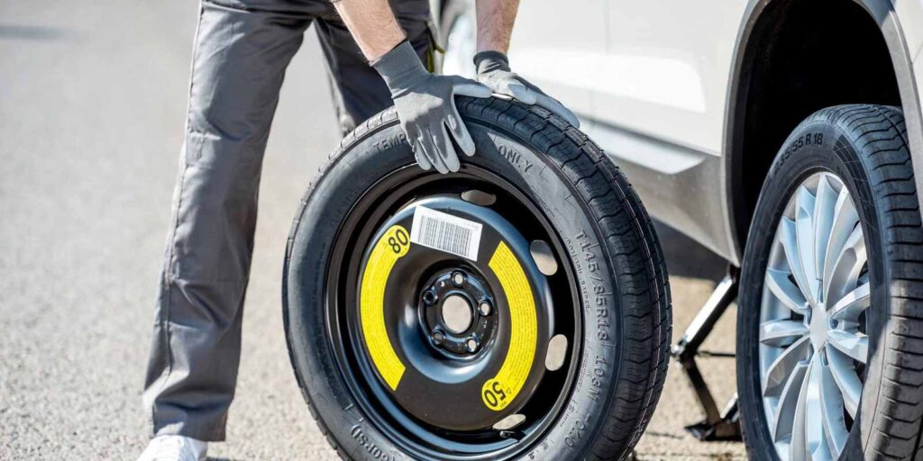 Flat Tire Services - Brockton, MA | Kenson Towing LLC